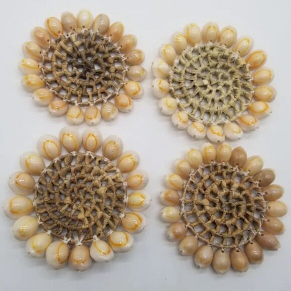 Coasters Rattan Straw Cowrie Shelled Round Box Basket 4 Set Coffee Drinks - Picture 8 of 8